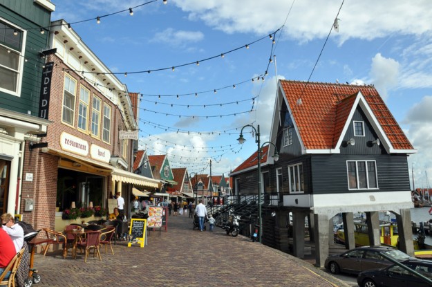 Volendam, donde conviven las mejores estampas holandesa